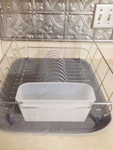 an empty dish drainer 